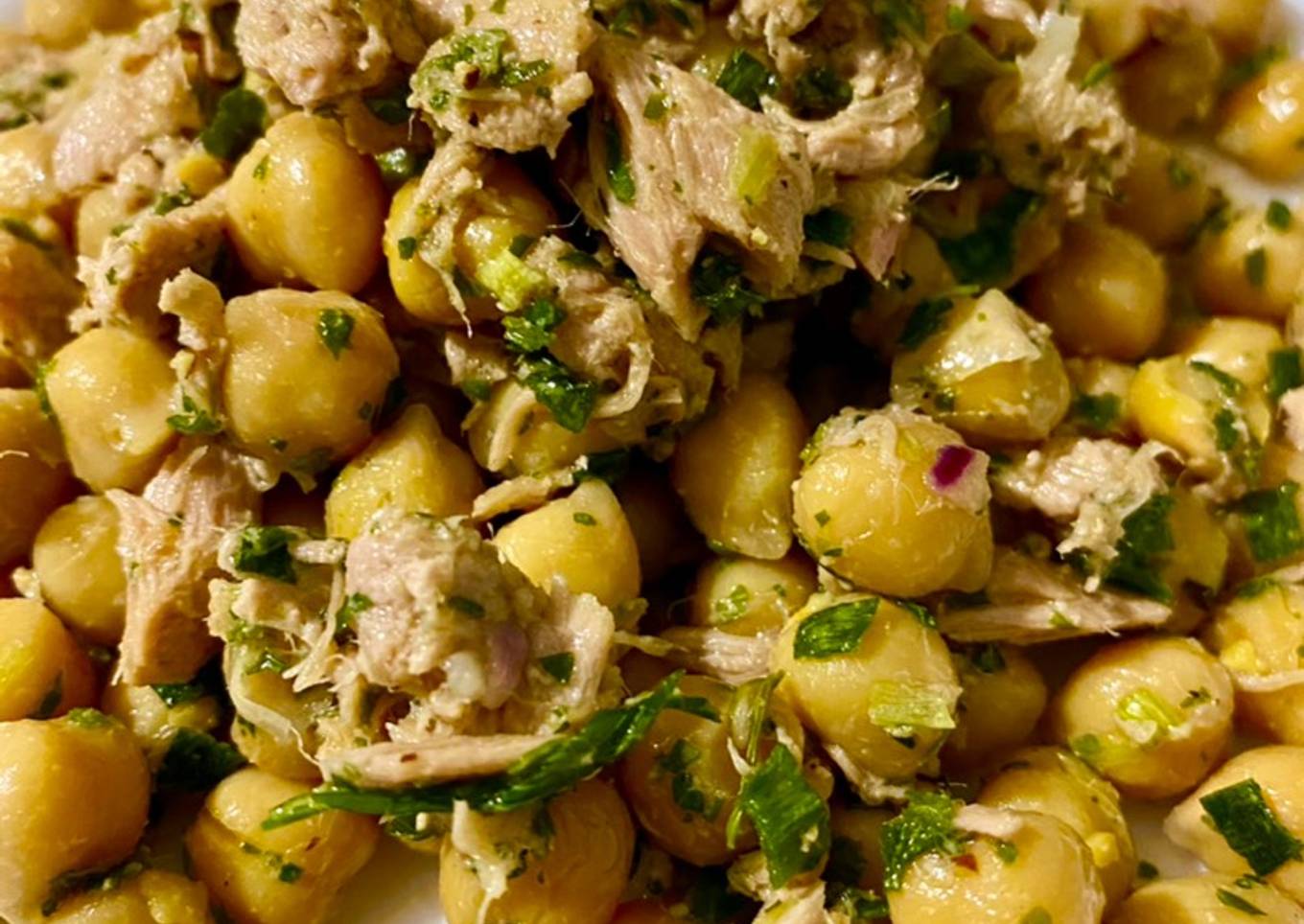 Salade de pois chiche au thon
