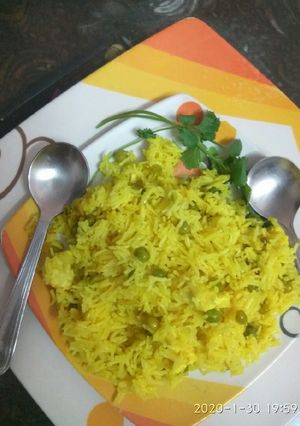 A picture of Matar pulao.