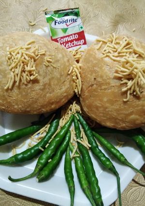 A picture of Moong Dal Kachori.