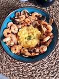 Brouillade d'œuf champignons & crevettes
