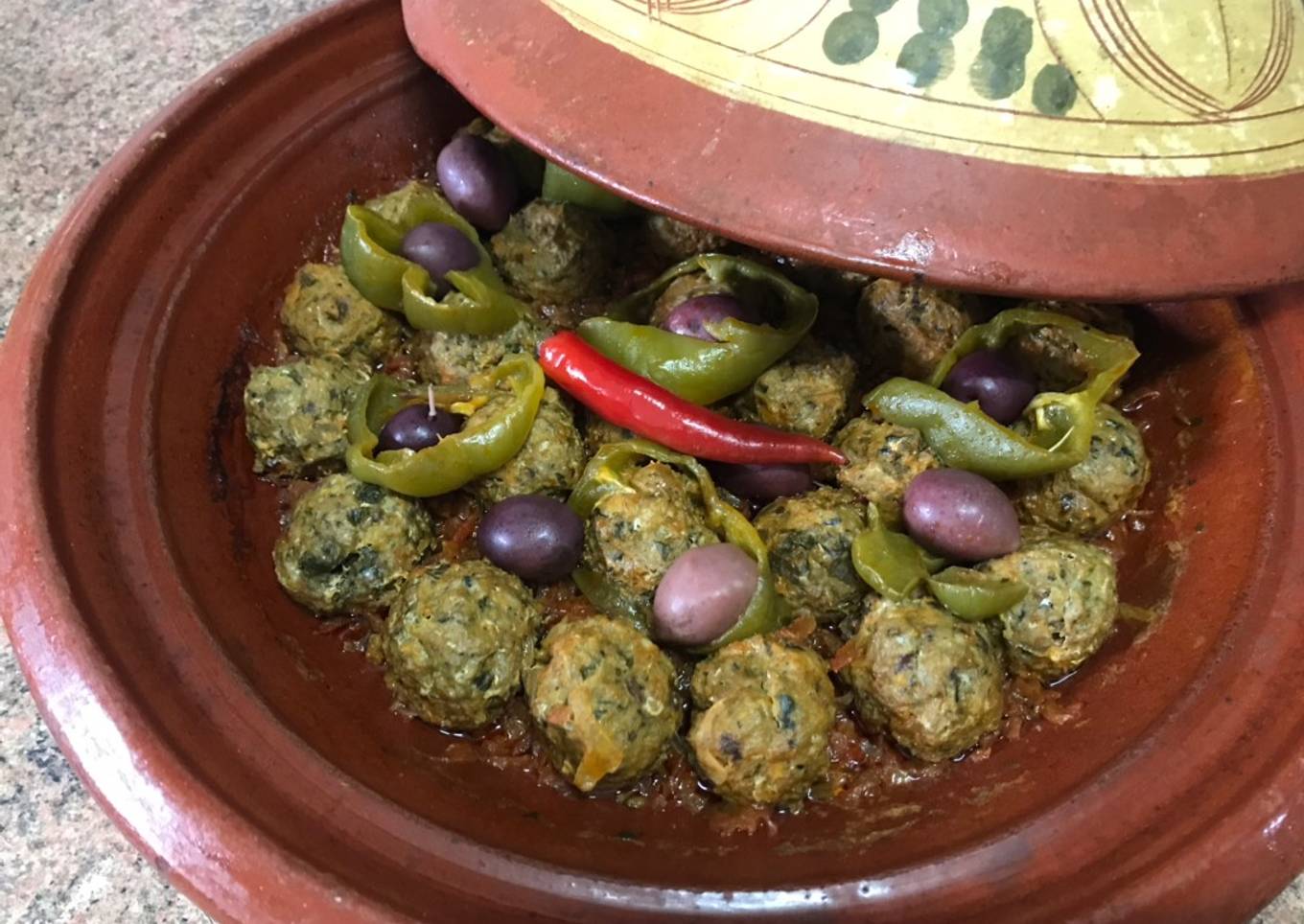 Cómo hacer tajine de albóndigas de sardinas fácil y delicioso