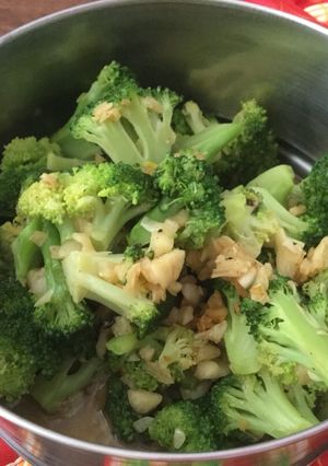 Foto resep Brokoli tumis bawang putih