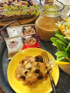 Gambar Puding Roti White Coffee bersama Sos White Coffee