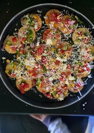 A picture of Biscuit pizza.