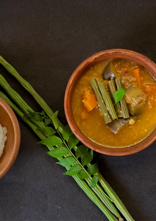 A picture of Udipi style Sambhar.
