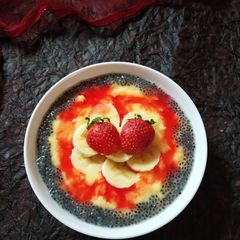 A picture of Valentine's Dessert Bowl.