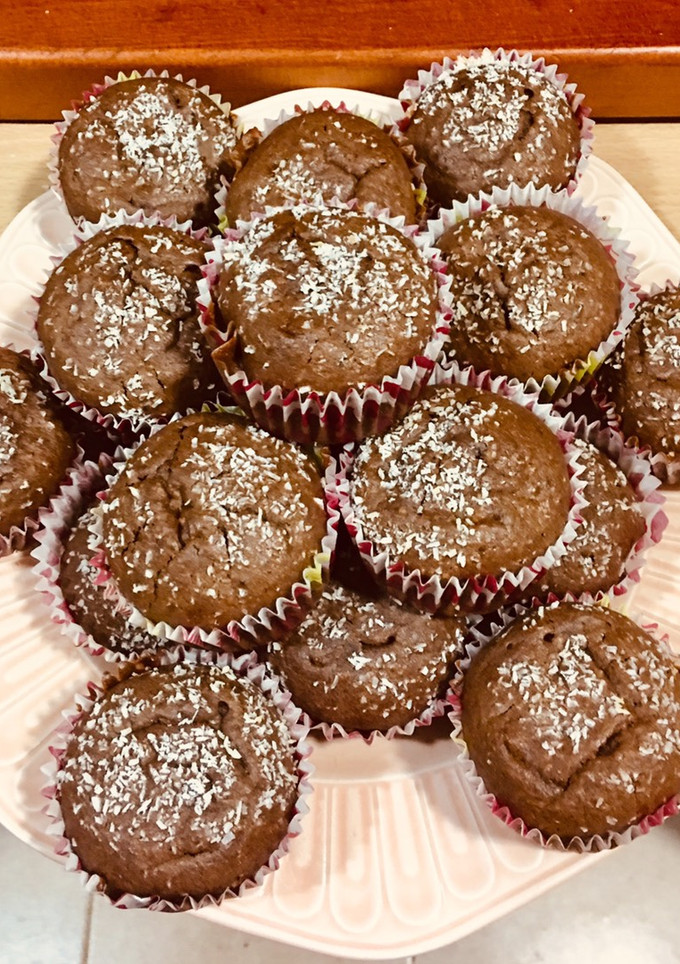 Una foto de Cupcakes de chocolate y coco 🥥