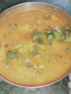 आलू मटर टमाटर की सब्जी (Aloo matar tamatar ki sabzi recipe in Hindi) रेसिपी मुख्य फोटो