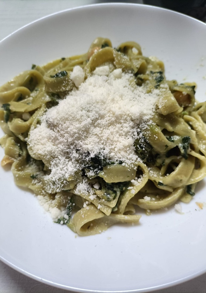 Una foto de Pasta con Espinacas y Garbanzos