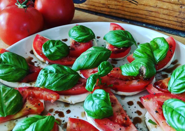 Steps to Prepare Quick Fresh tomato, basil and mozzarella