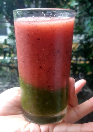 รูปของ พุดดิ้งแตงโมปั่นแมงลักชาเขียว 🍉 & 🍵 LemonBasil Seed Pudding