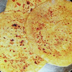 A picture of Ajwain coriander and curry patta Chutney Paratha.