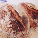 Ψωμί ολικής με προζύμι χωρίς ζύμωμα!