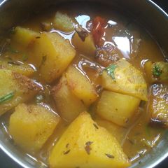 A picture of Olkopi /German turnip curry.
