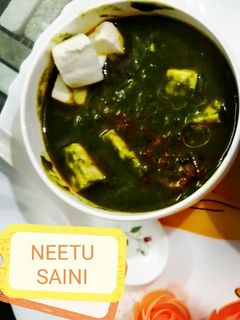 पालक पनीर (Palak paneer recipe in Hindi) रेसिपी मुख्य फोटो
