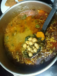 Una foto de Garbanzos con bacalao🍜