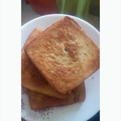 A picture of Egg toast.