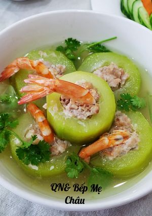 Hình của món Canh bí xanh nhồi tôm thịt.