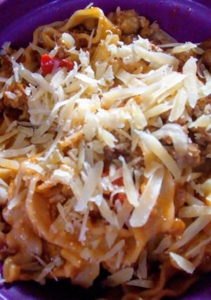 Una foto de Papardeles con salchicha parrillera