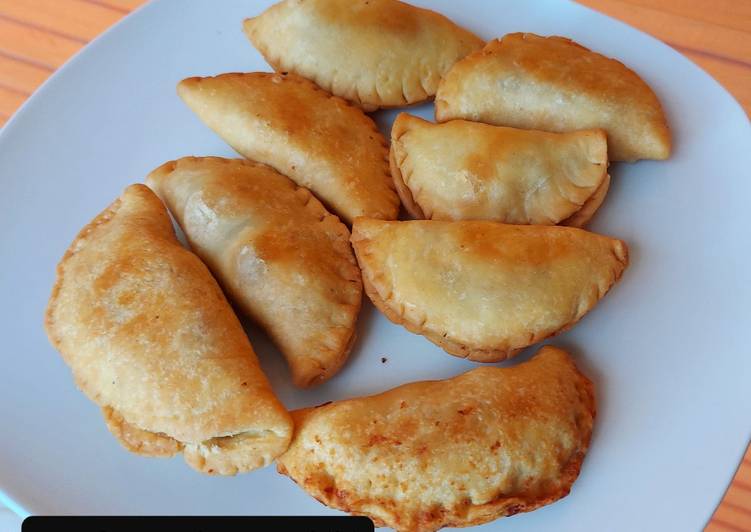 Pastel isi sayur