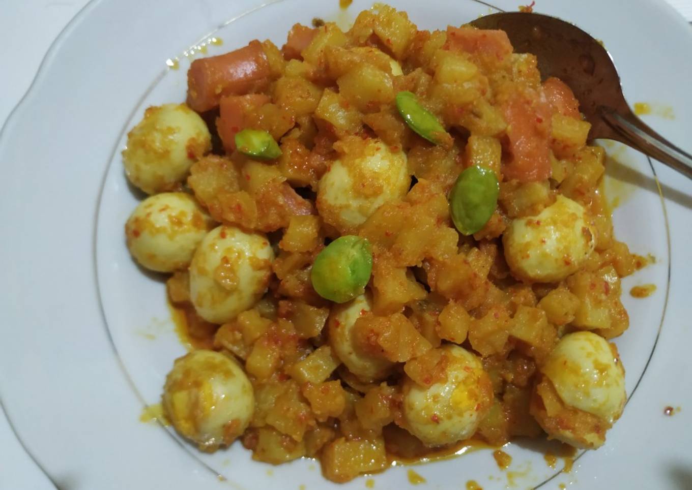 Sambal goreng kentang telor puyuh