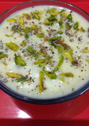 A picture of Leftover rice Dhoodh pak.