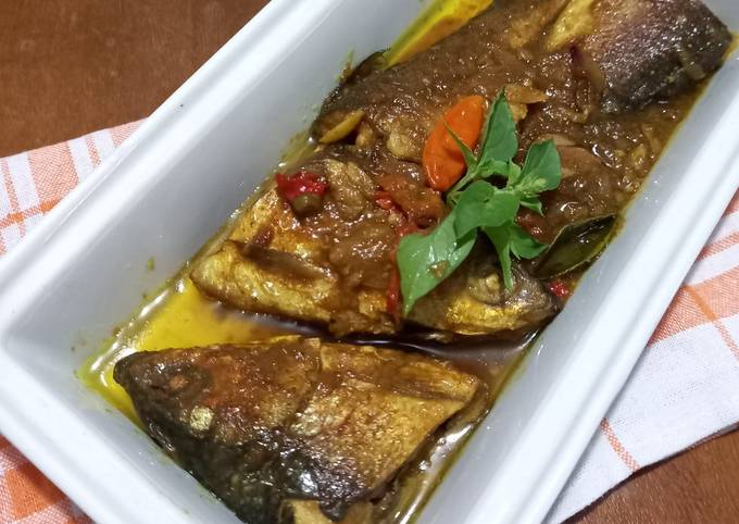 Pesmol ikan bandeng