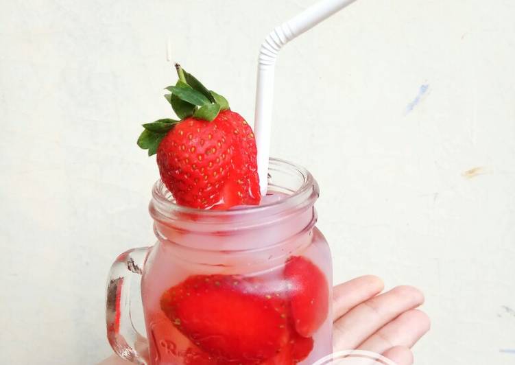 Cara Mudah Membuat Decoco Iced Berry Enak dan Antiribet