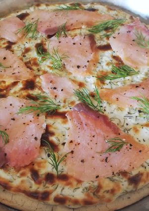 GM lazacos kapros krémsajtos pizza recept fotója