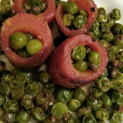 A picture of Matar stuffed carrot.