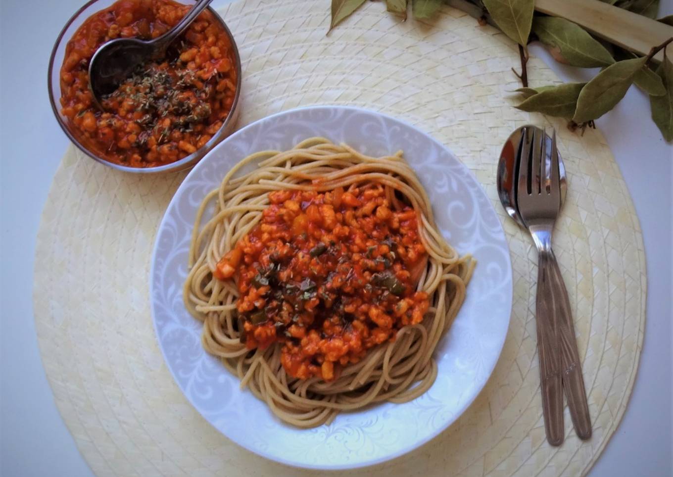 Espaguetis con boloñesa vegetariana 🍝
