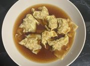 Una foto de cómo hacer dumplings estilo chino