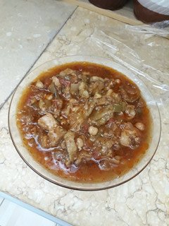 صورة لوصفة مسقعة بالدجاج (طبيخ باذنجان)