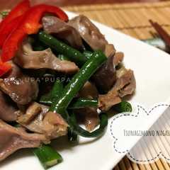 รูปของ Niiyama tsunagimono nagaingen itame (tumis kacang panjang ampela ayam)
