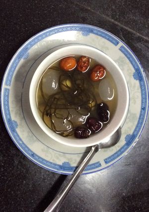 Hình của món Chè sâm bổ lượng.