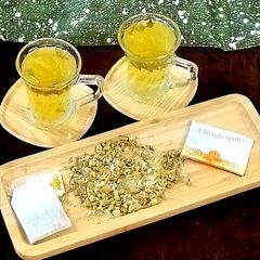 A picture of Chamomile tea.