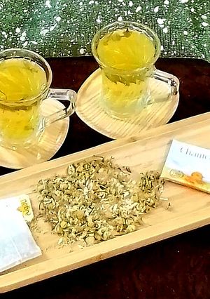 A picture of Chamomile tea.