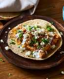 Tacos de Carne de Puerco Encebollado