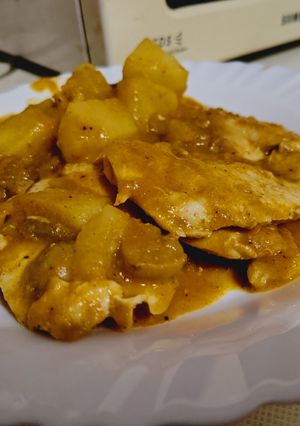 Una foto de Filetes de pollo en salsa 🐔