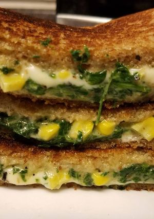 A picture of Spinach Corn Cheese Brown Bread Toast.