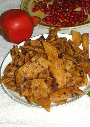 A picture of Roti crackers.