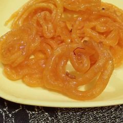 A picture of Instant Jalebis.