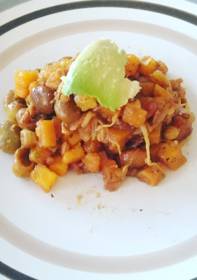 Una foto de Curry dulce vegetariano con habas
