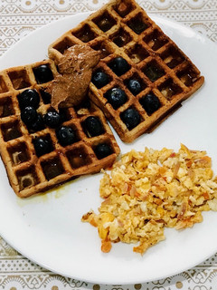 Una foto de Waffles de chocolate y avena