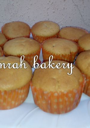 A picture of Cupcake.