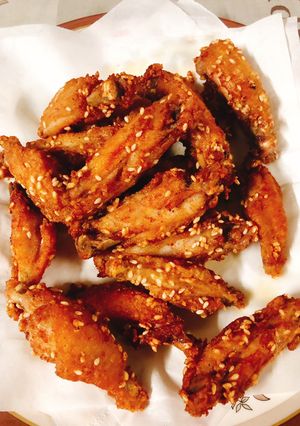 รูปของ ปีกไก่ งาขาว ทอด