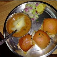 A picture of Pav bhaji.
