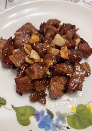 蒜香烤骰子豬（氣炸鍋料理） 的食譜成品照片
