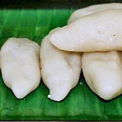 A picture of Assamese Mohura Pitha.