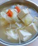 板豆腐蔬菜味噌湯